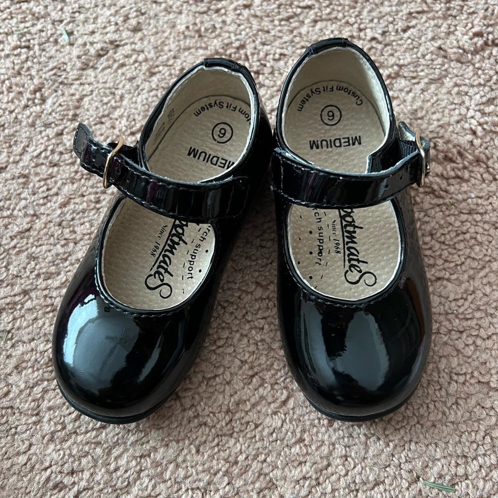 Footmates
